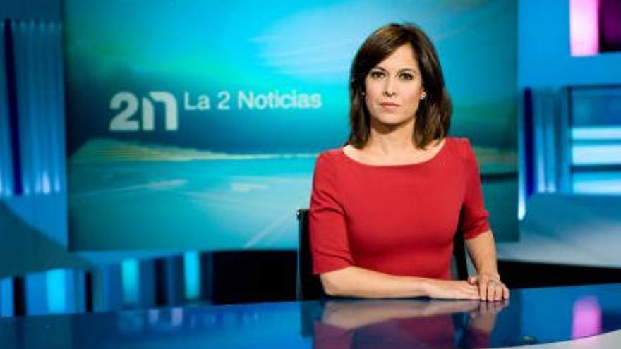 Mara Torres, presentadora de &#039;La 2 Noticias&#039;.