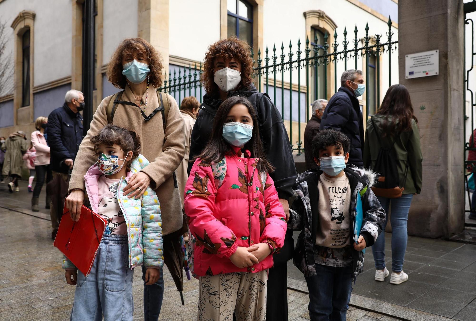 Los escolares asturianos vuelven a las aulas tras las vacaciones de Navidad