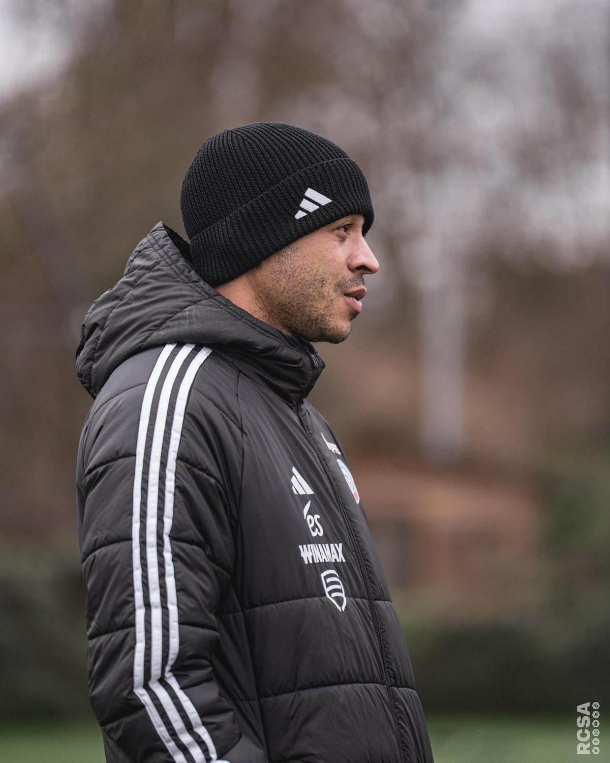 Liam Rosenior, entrenador del RC Estrasburgo