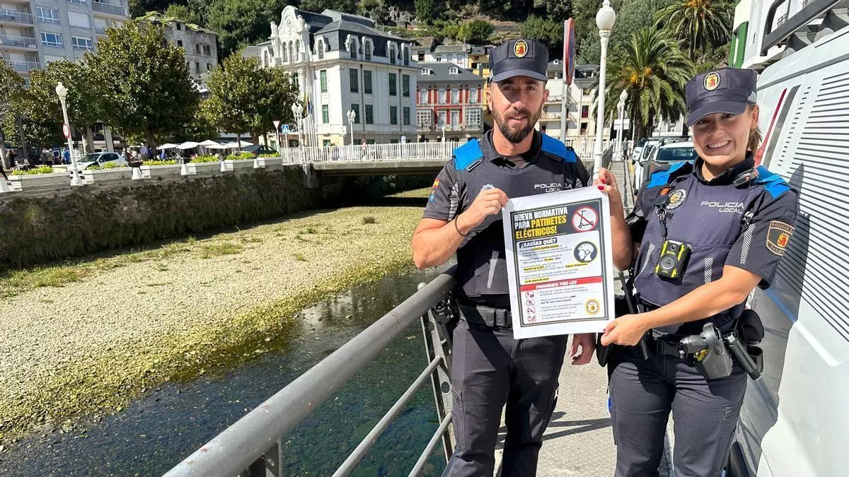La Policía Local de Valdés pasa a la acción: una nueva campaña para advertir de la nueva regulación relacionada con los patinetes eléctricos
