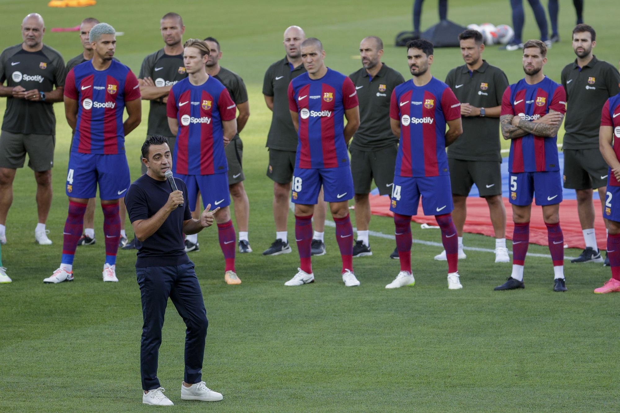 Les millors imatges del debut del Barça al Lluís Companys en el Trofeu Joan Gamper
