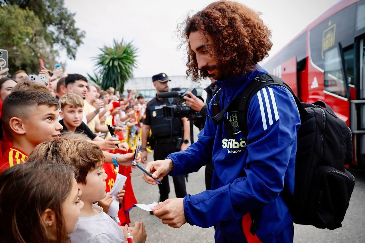 La selección española en Córdoba: la afición se vuelca con los jugadores