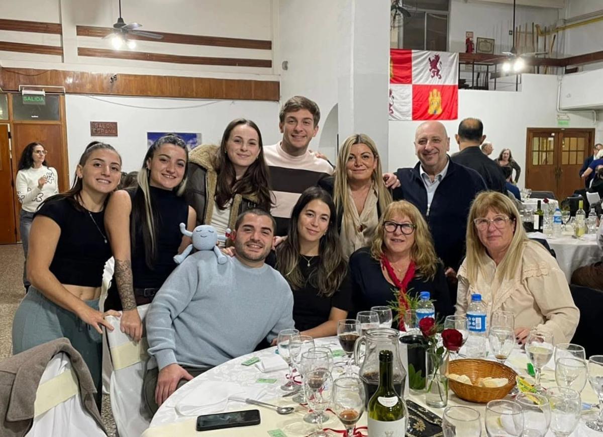 Uno de los grupos de socios que asistió a la celebración.