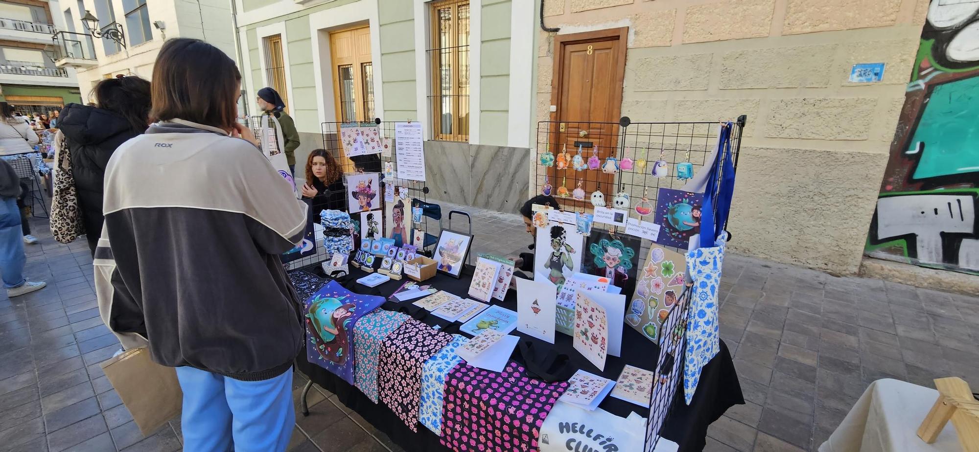 Benimaclet inaugura la Navidad con un Mercado de Artesanía