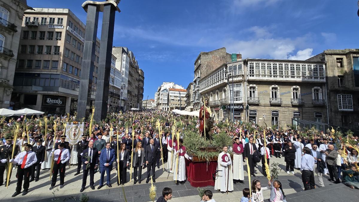 Explosión de fe en Vigo por la Borriquita