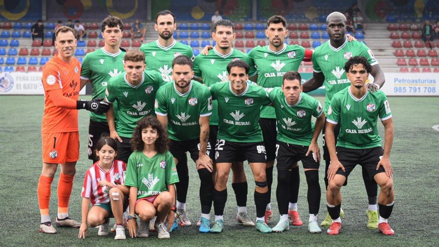 El Zamora CF cae ante el Langreo en los penaltis y se queda sin el Memorial Julio Á. Cadenas