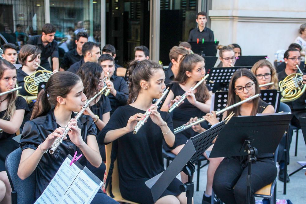 Los alumnos del Conservatorio profesional de Música Pedro Terol ofrecen un concierto