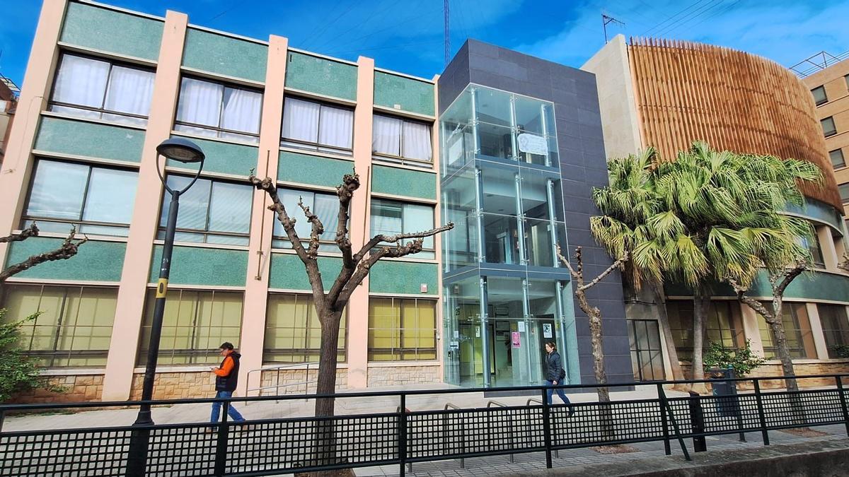 La antigua biblioteca de Solades de Vila-real acogerá el centro de salud Torrehermosa.