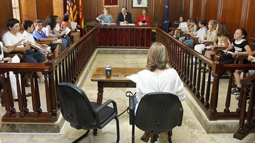 Pleno de escolares en Santa Eulària