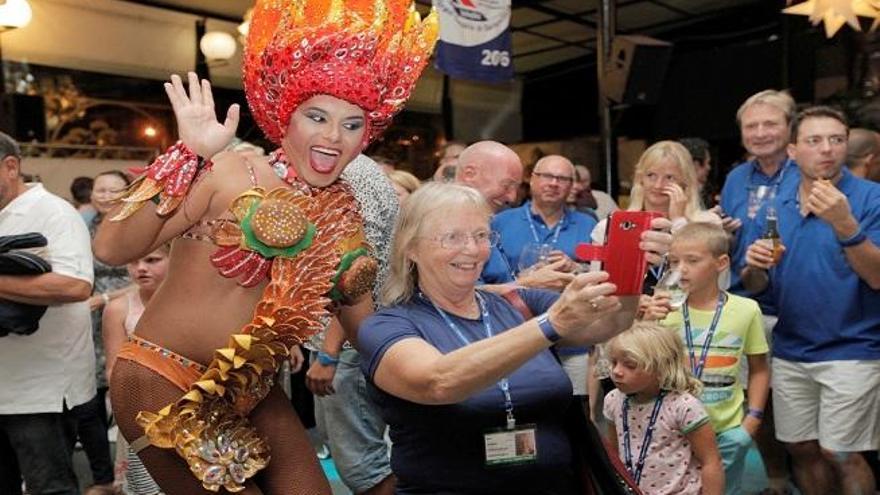 La capital muestra el Carnaval a la ARC