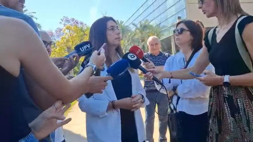 La secretaria autonómica de Universidades, Esther Gómez, explica el dispositivo para la PAU y recuerda las sanciones a los profesores que incumplan sus obligaciones