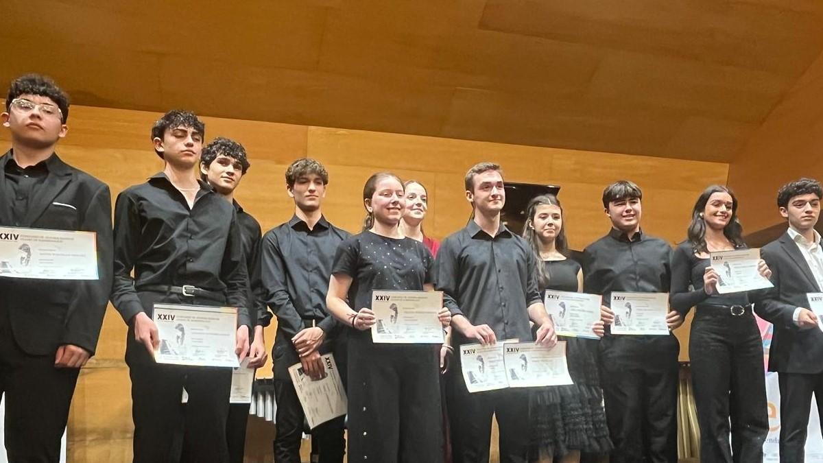 Algunos de los músicos premiados en el certamen.
