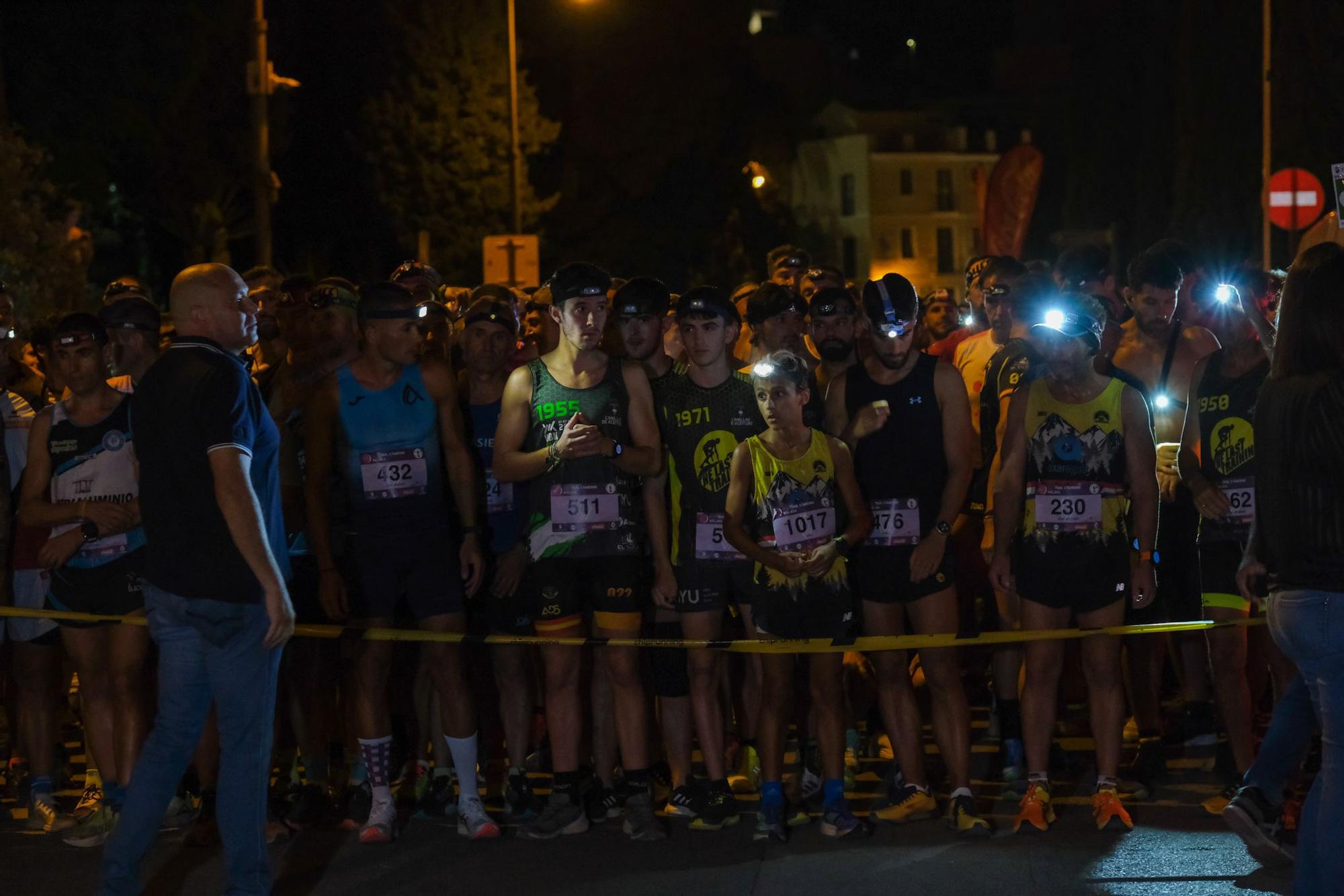 La carrera nocturna Mlk Trail & Tahermo llena de corredores el entorno de Gibralfaro