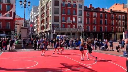 La Plaza Mayor de Valladolid acoge el inicio del Plaza 3x3 Caixabank 2024