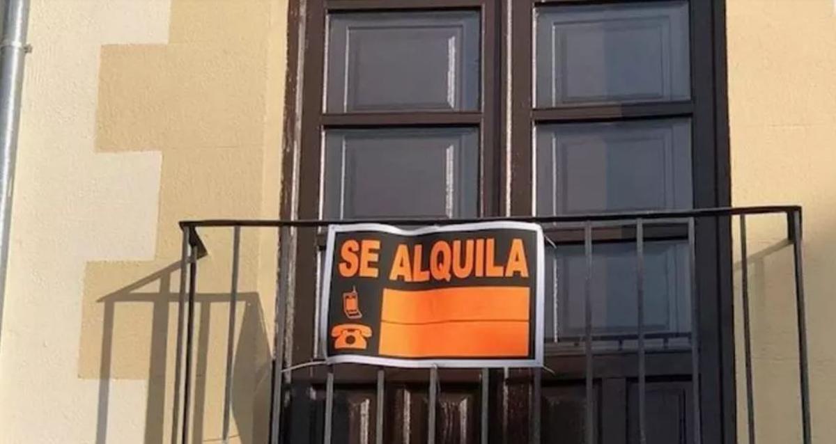 El alquiler supera la mitad del sueldo de los residentes en Ibiza.