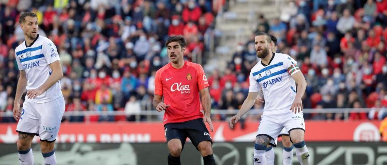 El último precedente ante un colista, la victoria el curso pasado frente al Alavés.