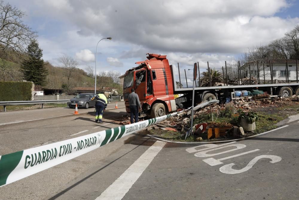 Muere un joven de 27 años arrollado por su propio camión en Piloña