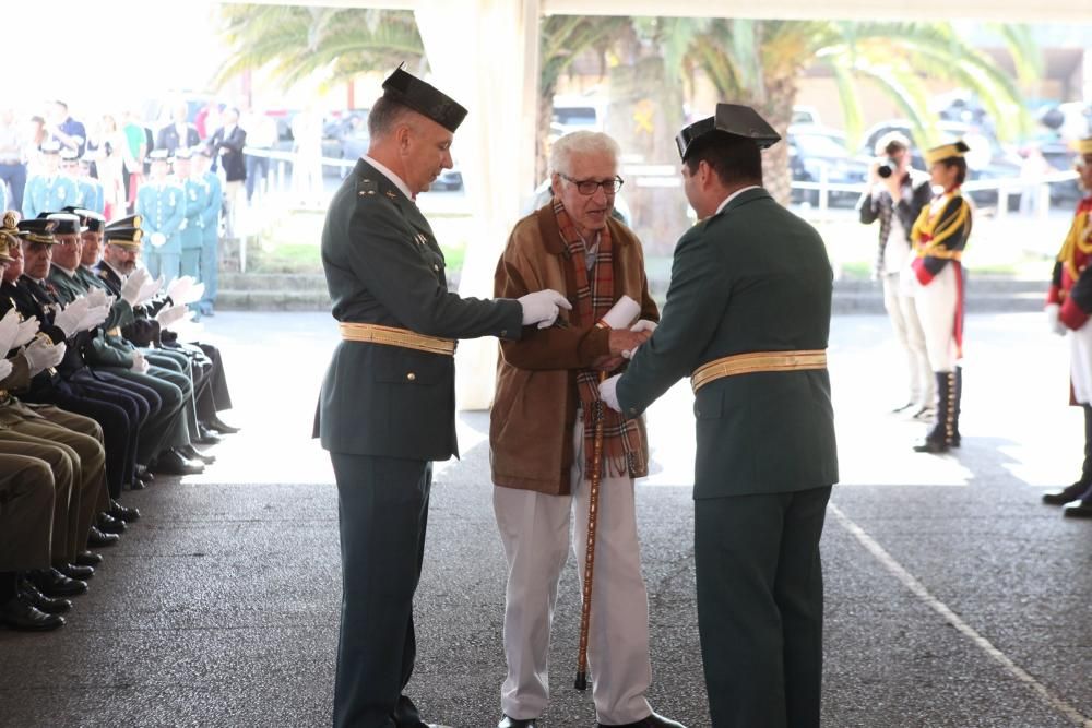 Actos del Día de la Hispanidad en la comandancia de la Guardia Civil de Gijón