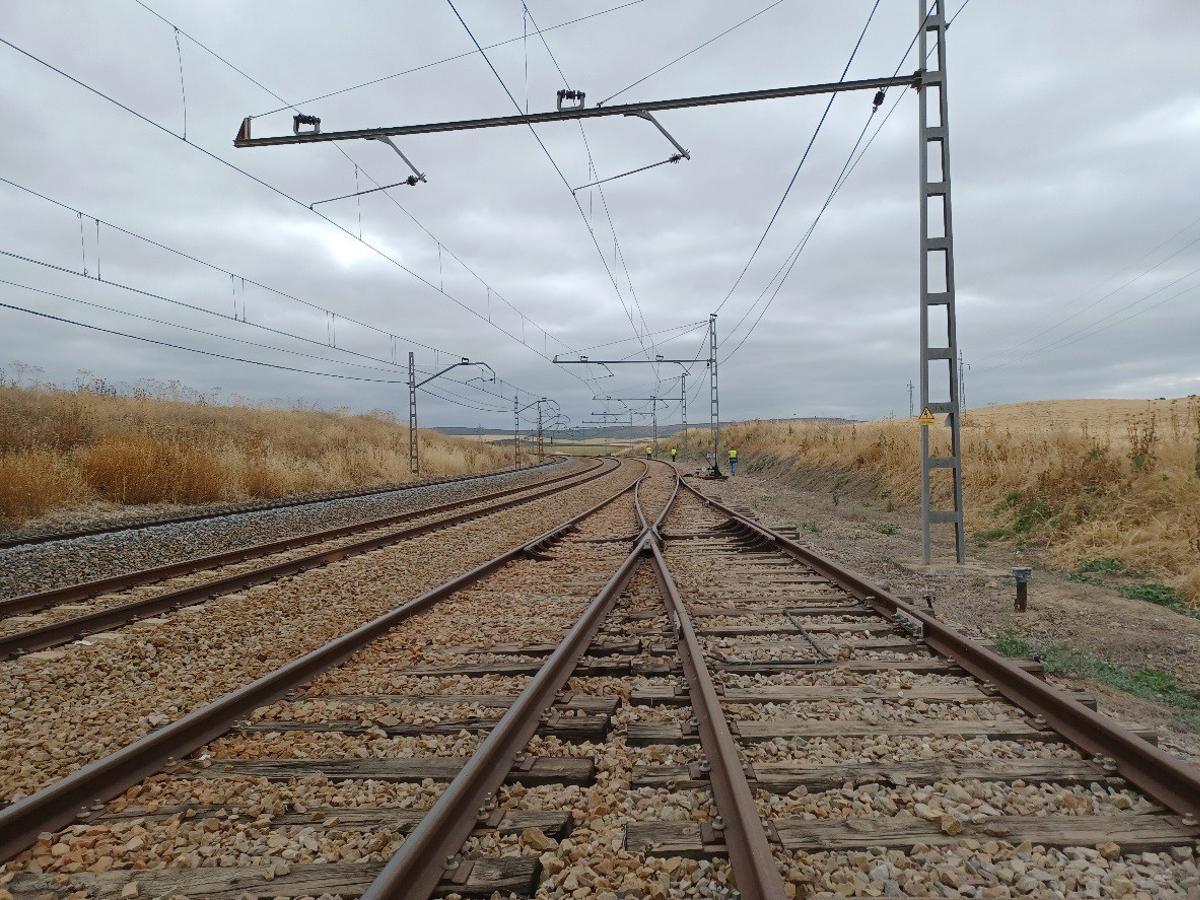 Vías de tren cerca de la estación de Pedro Abad.