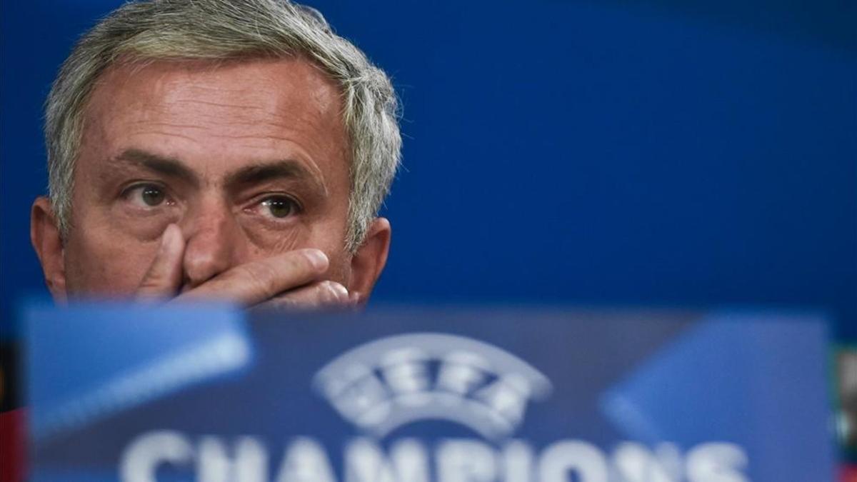 Mourinho, en la rueda de prensa de Lisboa