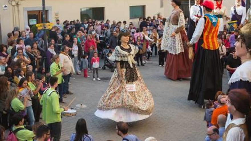 Un dels actes d&#039;ahir va ser la cercavila de gegants.