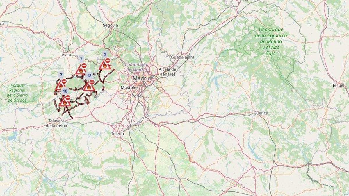 En total, a primera hora de este lunes, hay 13 carreteras afectadas con diferentes tramos cortados total o parcialmente al tráfico
