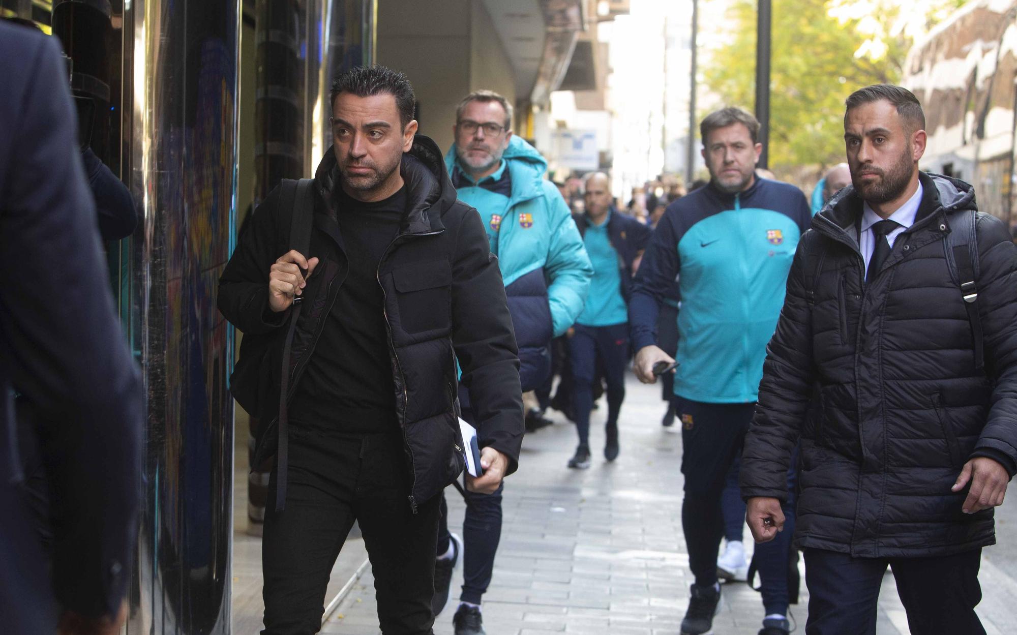 Gran expectación en Alicante por la llegada del Barça