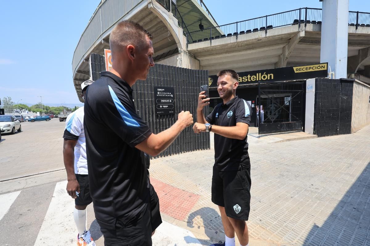 Galería | El Castellón, rumbo a Olot para la pretemporada 2025/2026