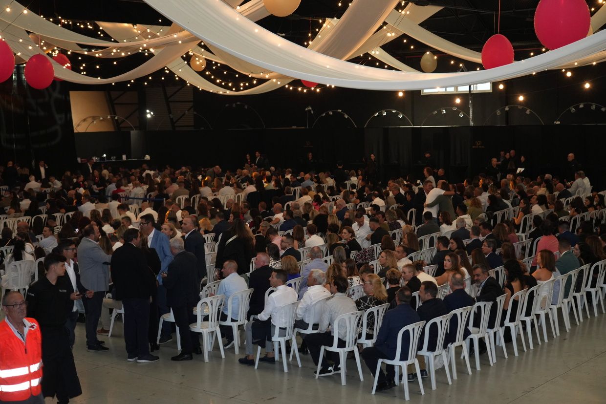 Galería de fotos de la gala del 50º aniversario de Grúas Tomás en Vila-real