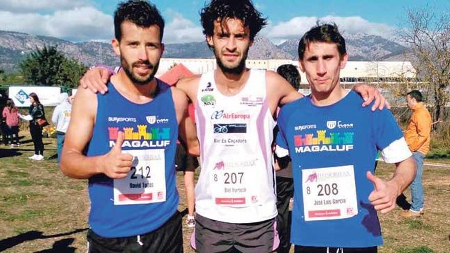 Biel Forteza, David Tomàs y José Luis García, los tres primeros clasificados, tras la carrera.