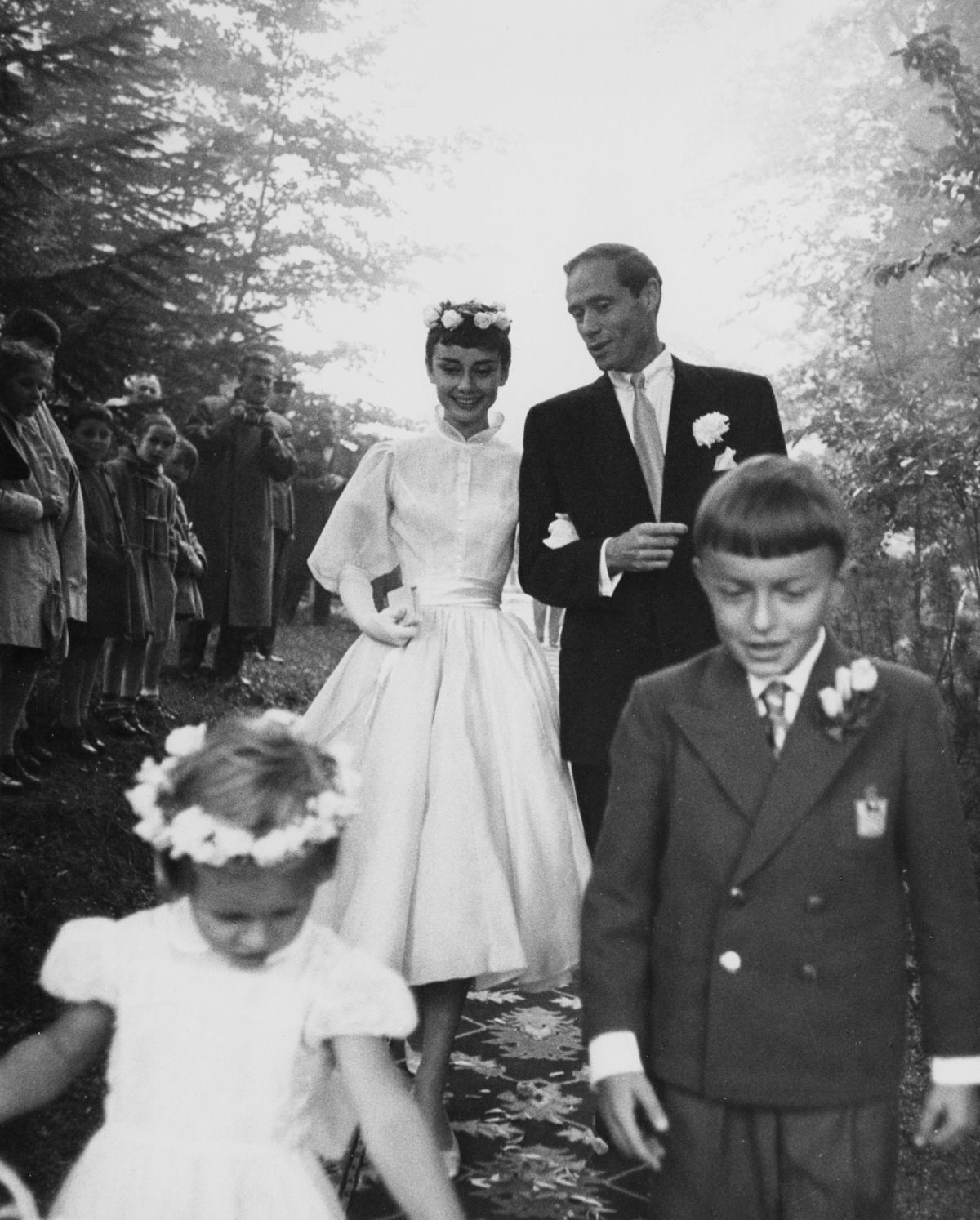 Audrey Hepburn y Mel Ferrer, recién casados.