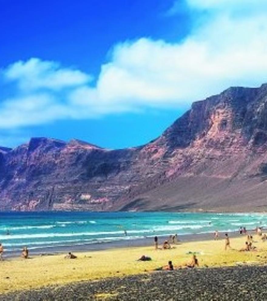 Famara, la niña bonita de la isla de Lanzarote