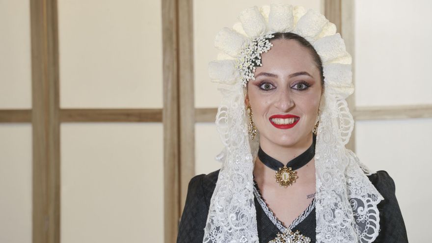 Lucía Jerez Mira, candidata de la Hoguera Pla-Metal