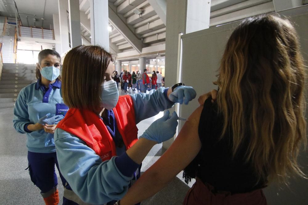 Comienza la vacunación del profesorado cordobés