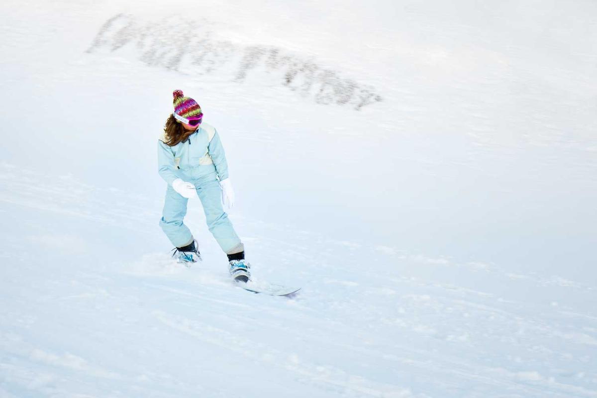 Snowboard en Nieve