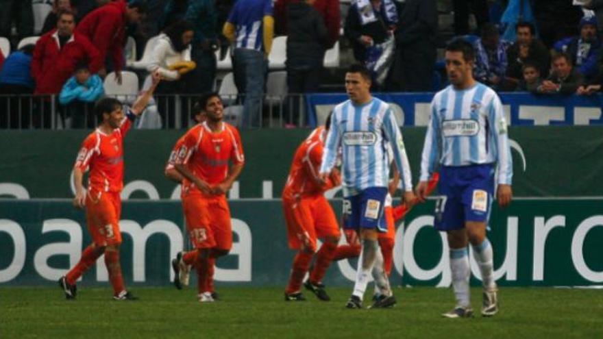 El Málaga encajó dos goles de penalti y no fue capaz de demostrar su superioridad técnica durante los 90 minutos.
