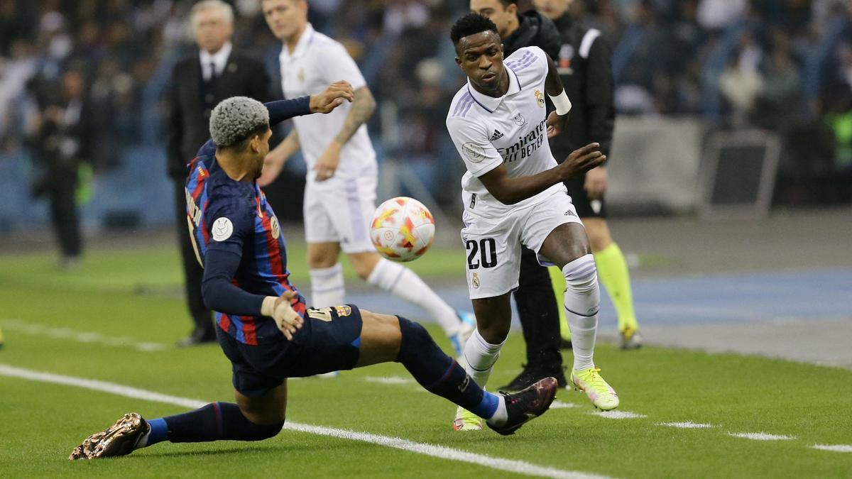 Vinicius i Araujo a la final de la Supercopa de España a Riad