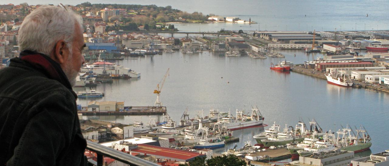 Los muelles de Beiramar, llenos de buques que faenan en Malvinas.