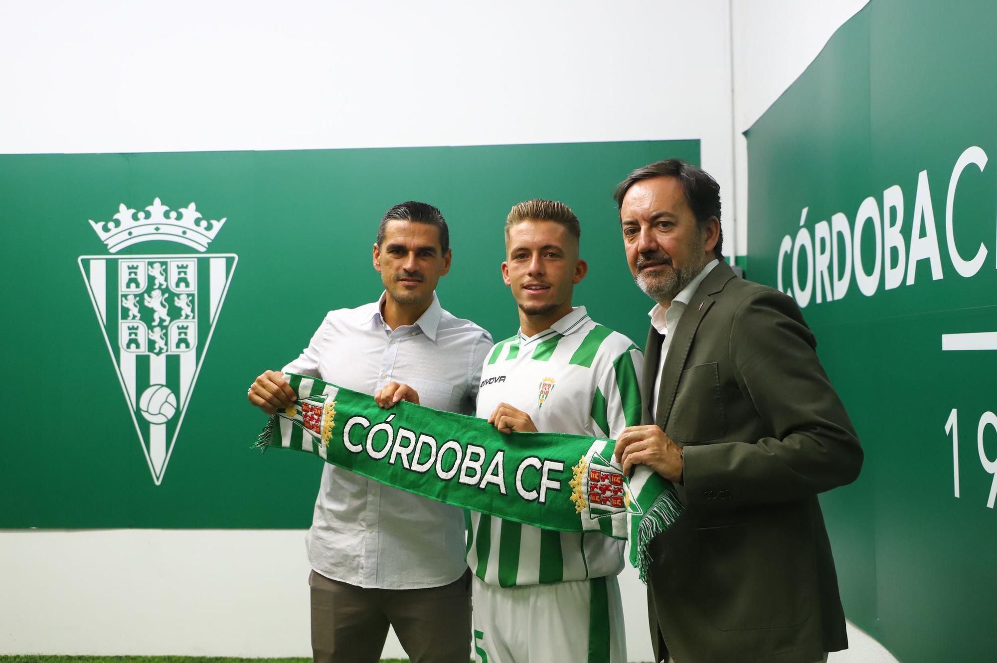 Isma Ruiz presentado como nuevo jugador del Córdoba CF