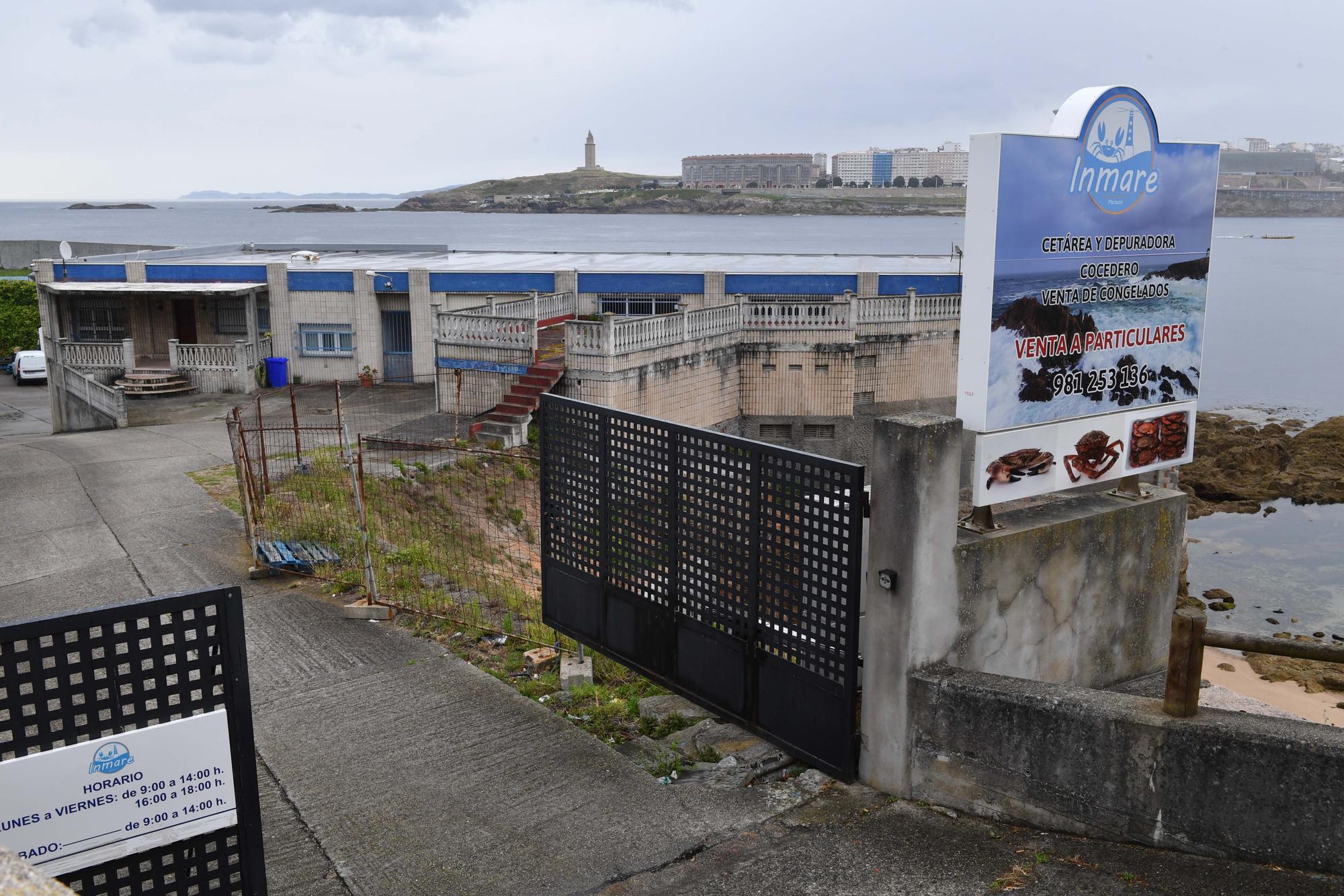 El Concello prevé expropiar en San Roque la cetárea para integrarla en el paseo marítimo