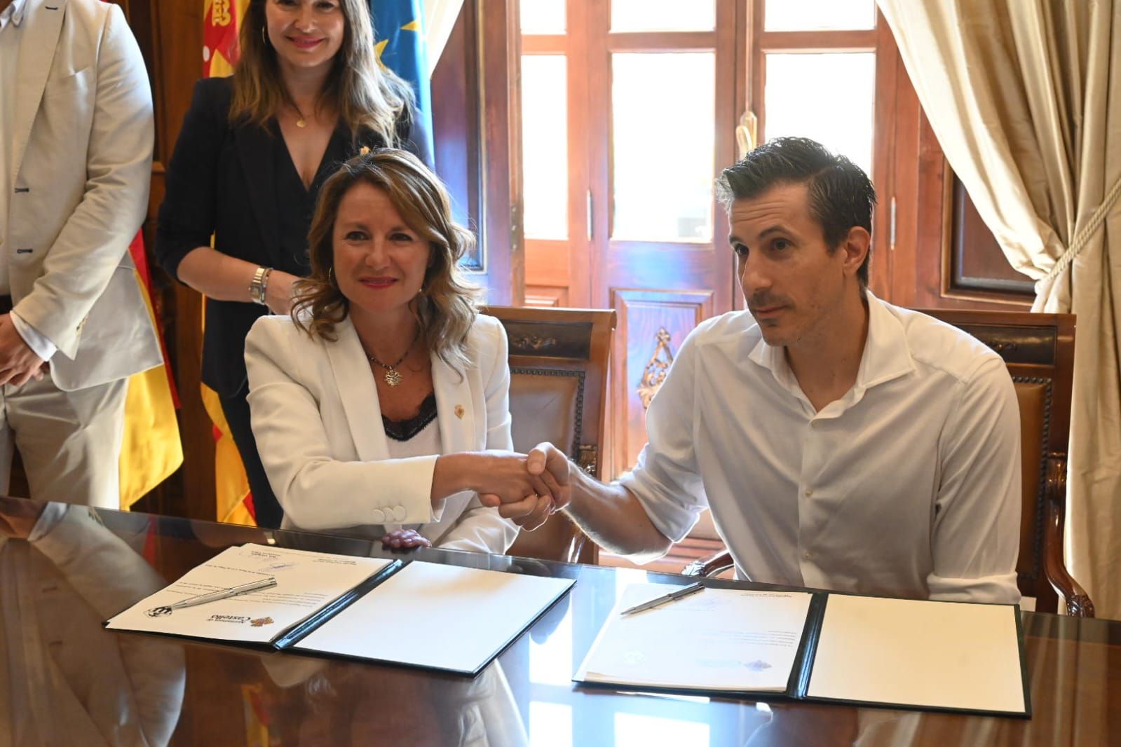 Las imágenes de la firma de convenio entre Ayuntamiento y CD Castellón