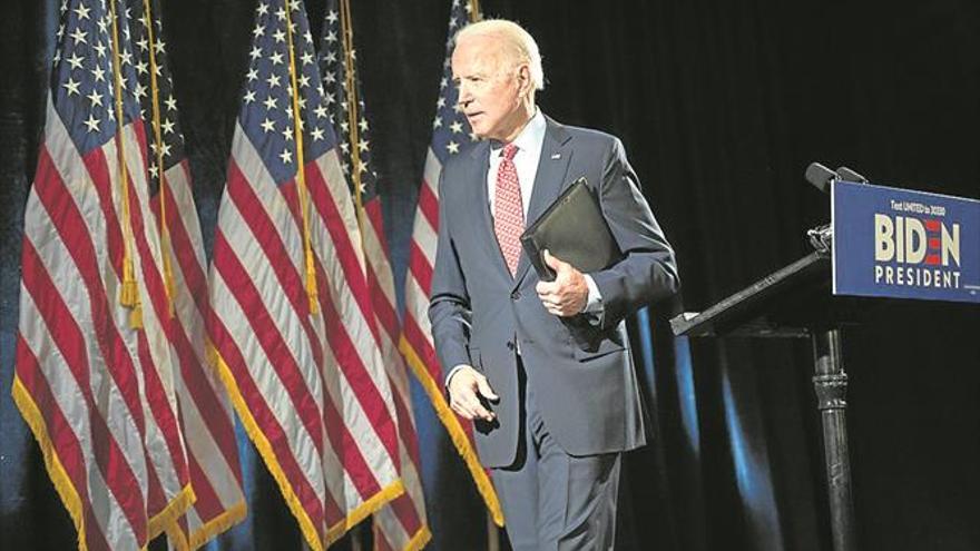 Biden acaricia la nominación tras sumar tres nuevas victorias