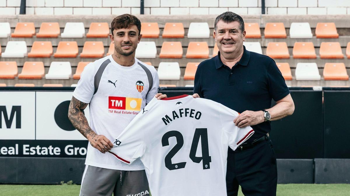 Pablo Maffeo hereda el dorsal de Eray Cömert