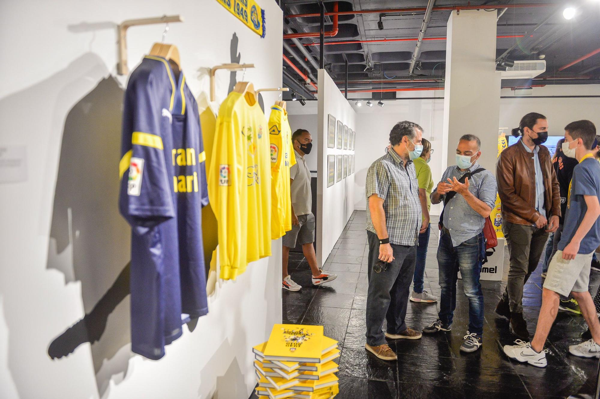 Exposición 'Amarillo. Un recorrido por la equipación de la UD Las Palmas'