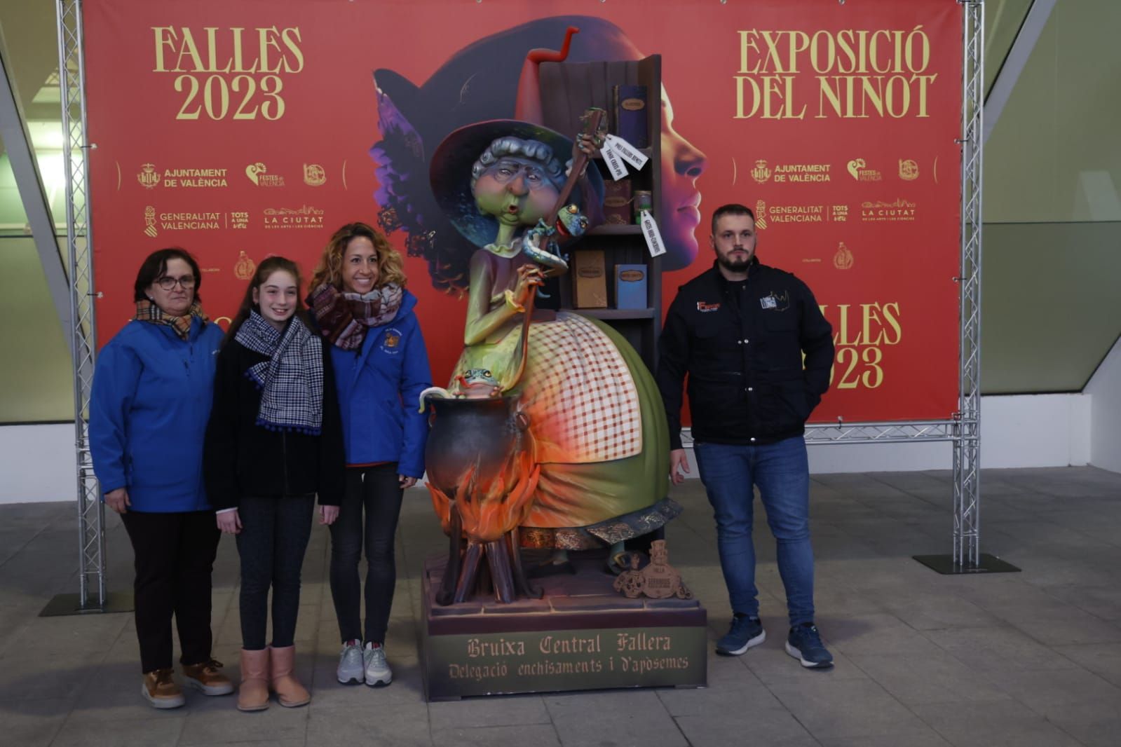 Fallas 2023 | Entrega de Ninots a la Exposición (sesión lunes por la tarde)