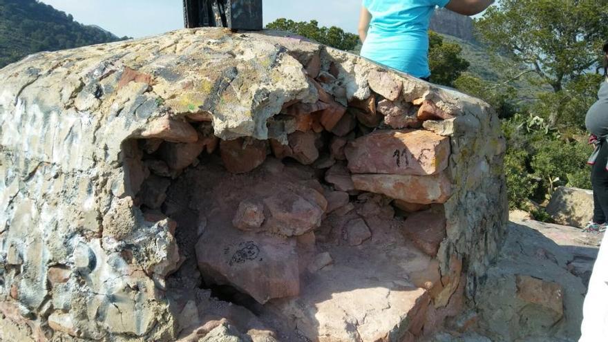 Vándalos en la Creu de Sant Esperit