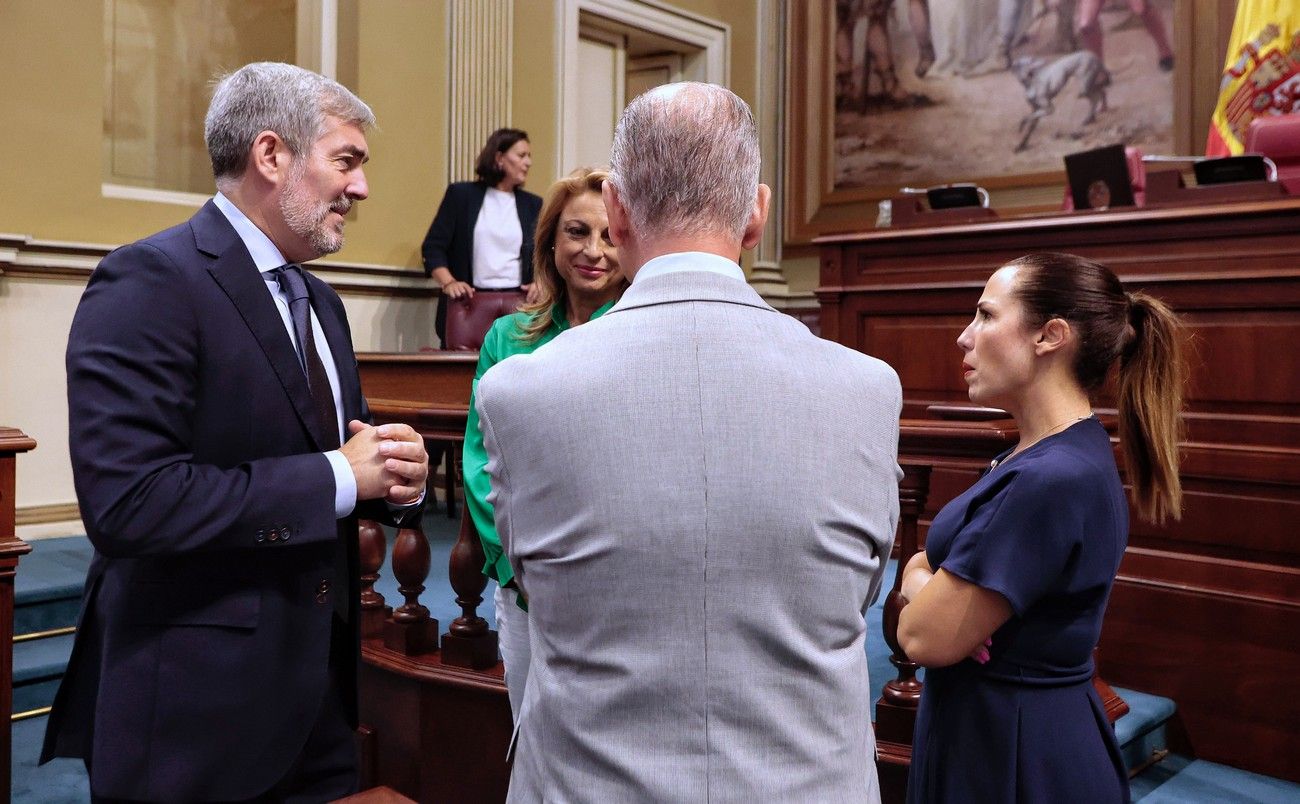 Segunda sesión del debate de investidura en el Parlamento de Canarias