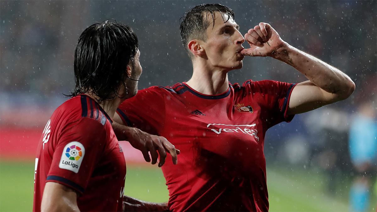 Budimir celebra un gol al Cádiz