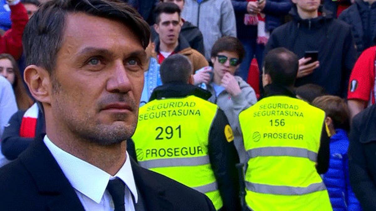 Maldini recibe el One Club Man Award del Athletic Club