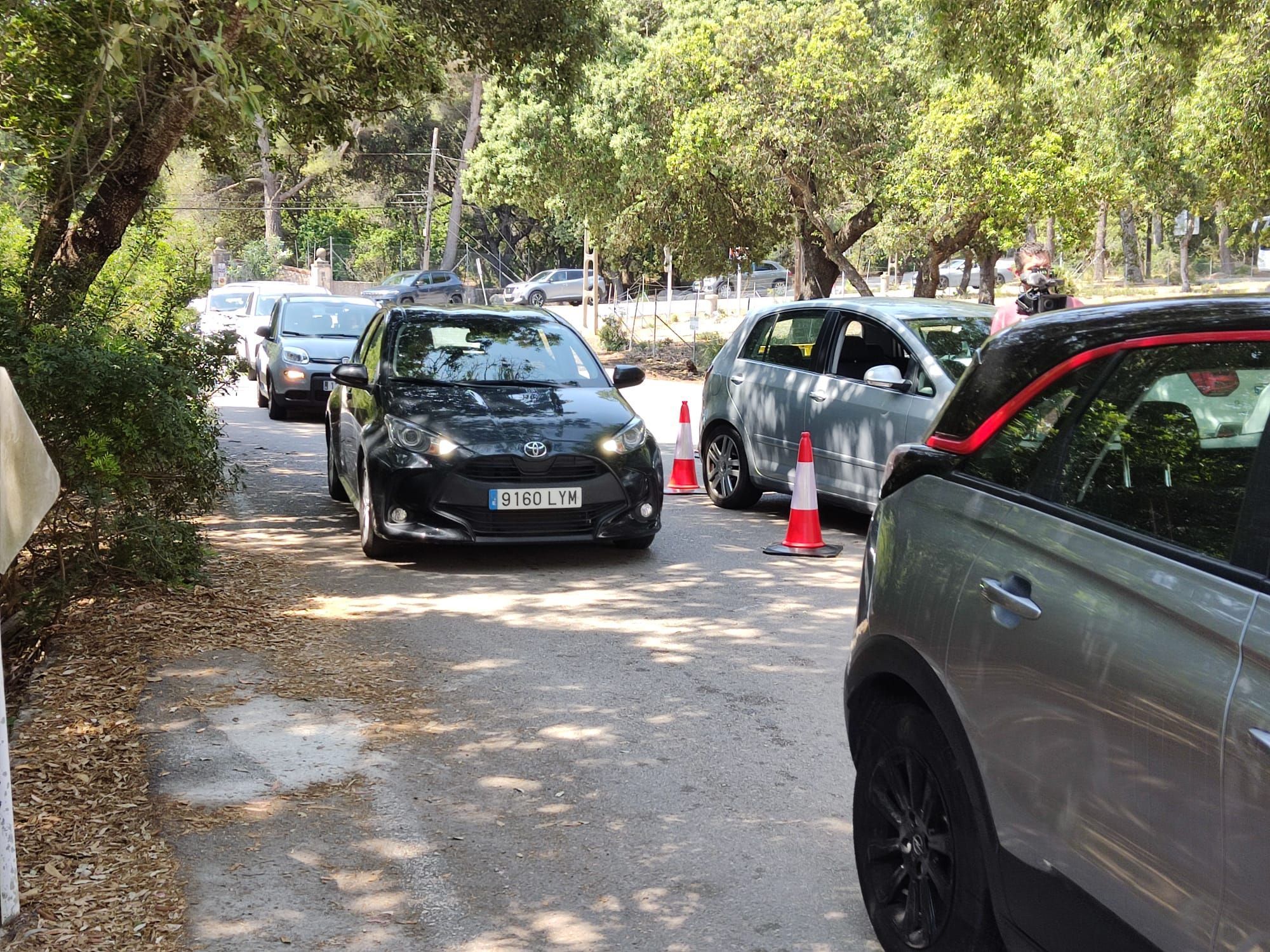 Teils chaotische Zustände am ersten Tag mit Zufahrtsbeschränkungen auf der Formentor-Halbinsel
